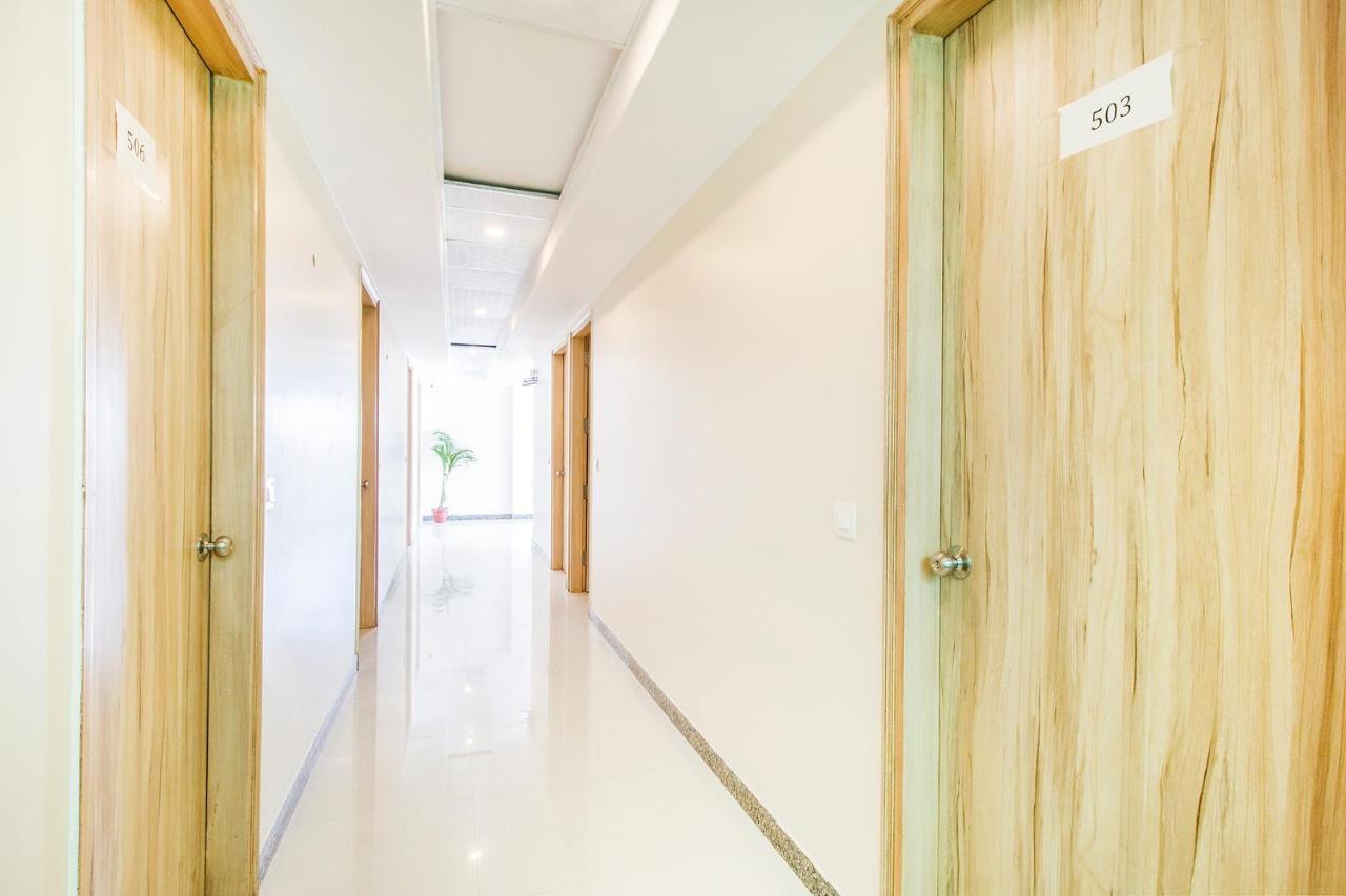 Fabhotel Modesty Delhi Airport 新德里 外观 照片